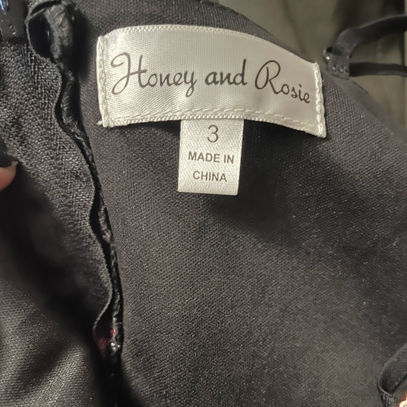 Like New! Be Ready for Homecoming - Honey & Rosie Formal Dress - Picture 8 of 9